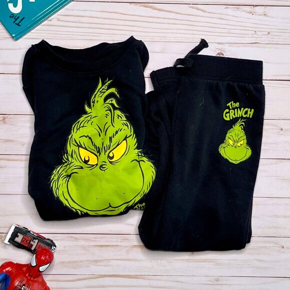 The Grinch Sweatsuit - Picture 1 of 3